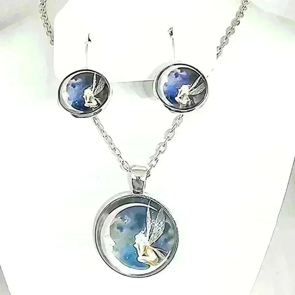 NWOT Beautiful Time Gem Angel Necklace Drop Earrings - Picture 1 of 2